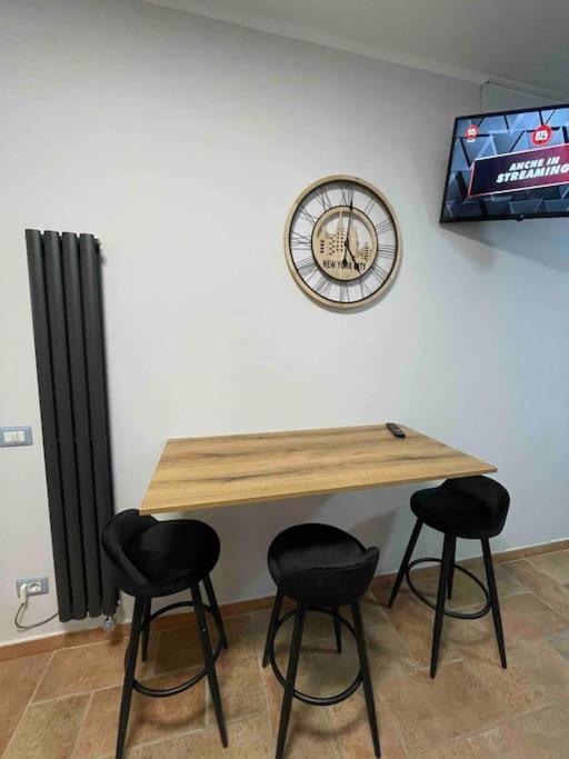 Perugia Home Apartment La Finestra Di Fronte Екстер'єр фото
