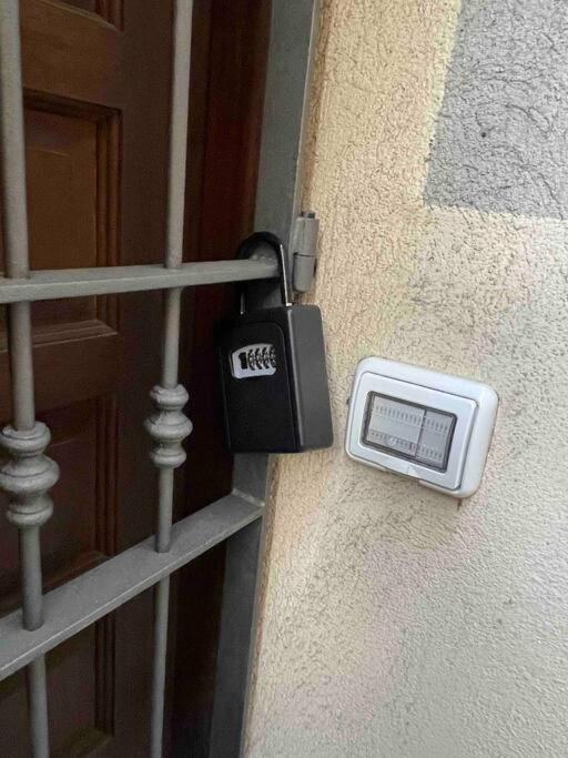 Perugia Home Apartment La Finestra Di Fronte Екстер'єр фото